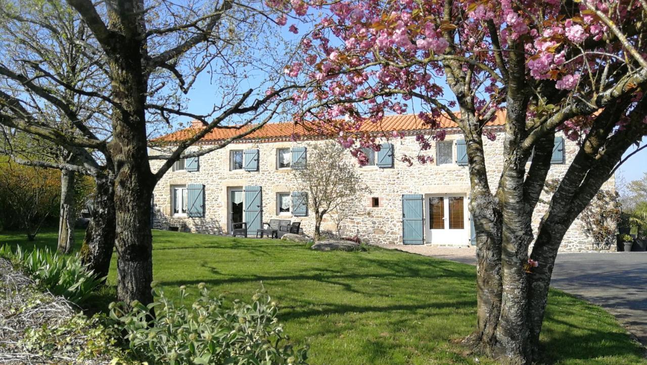8 Le Chiron De La Roche 85130 Chanverrie La Verrie Экстерьер фото